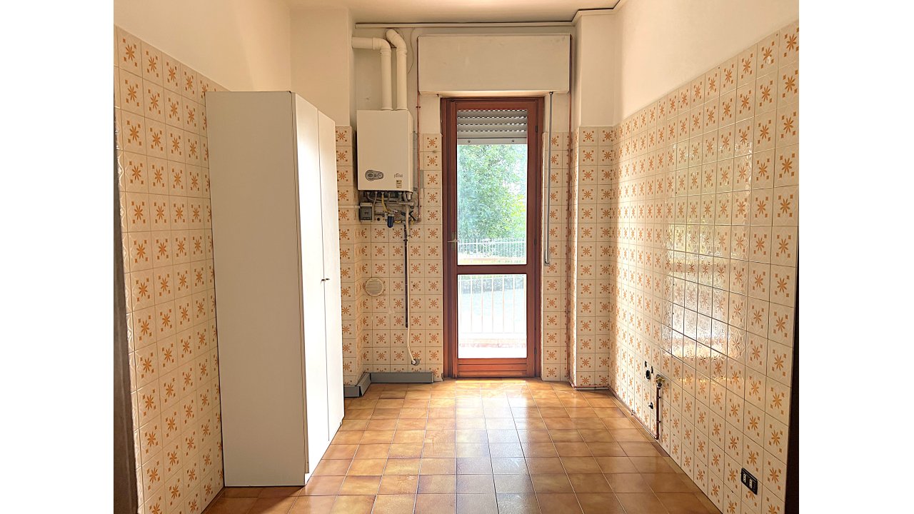 APPARTAMENTO TRE LOCALI