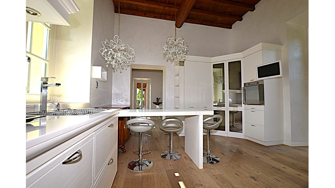 APPARTAMENTO TRE LOCALI