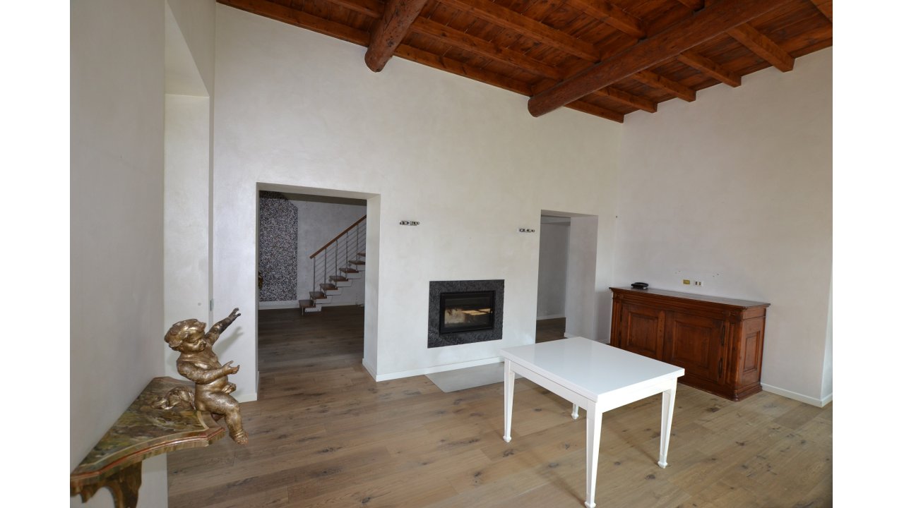 APPARTAMENTO TRE LOCALI