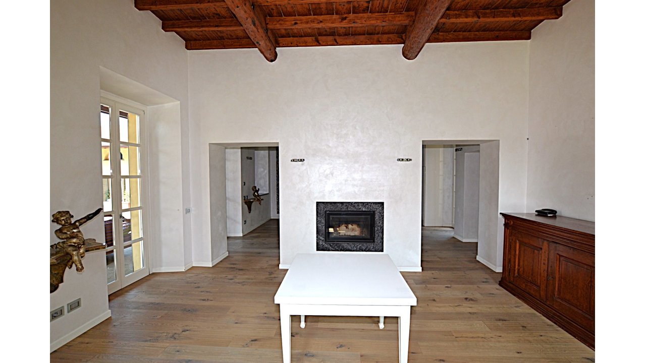 APPARTAMENTO TRE LOCALI