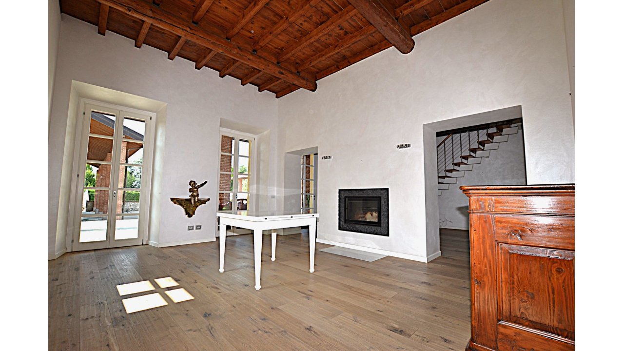 APPARTAMENTO TRE LOCALI