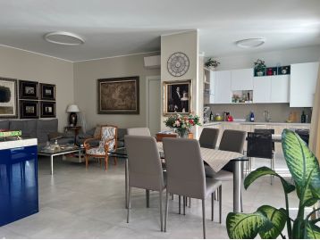 APPARTAMENTO TRE LOCALI