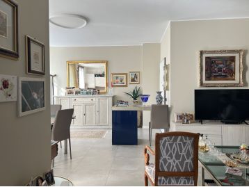 APPARTAMENTO TRE LOCALI