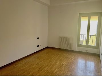 APPARTAMENTO TRE LOCALI