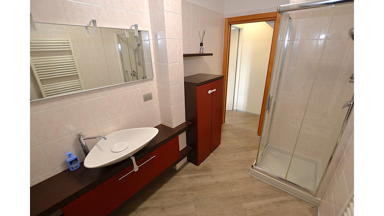 APPARTAMENTO TRE LOCALI