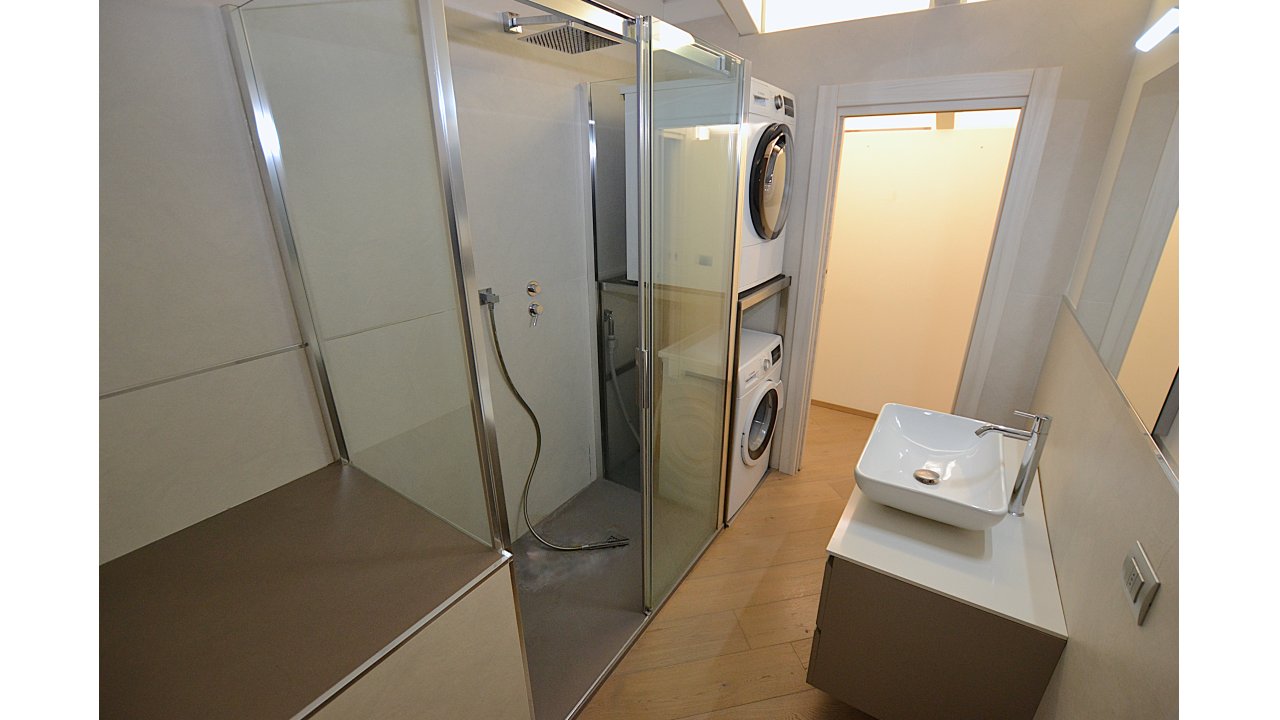 APPARTAMENTO TRE LOCALI