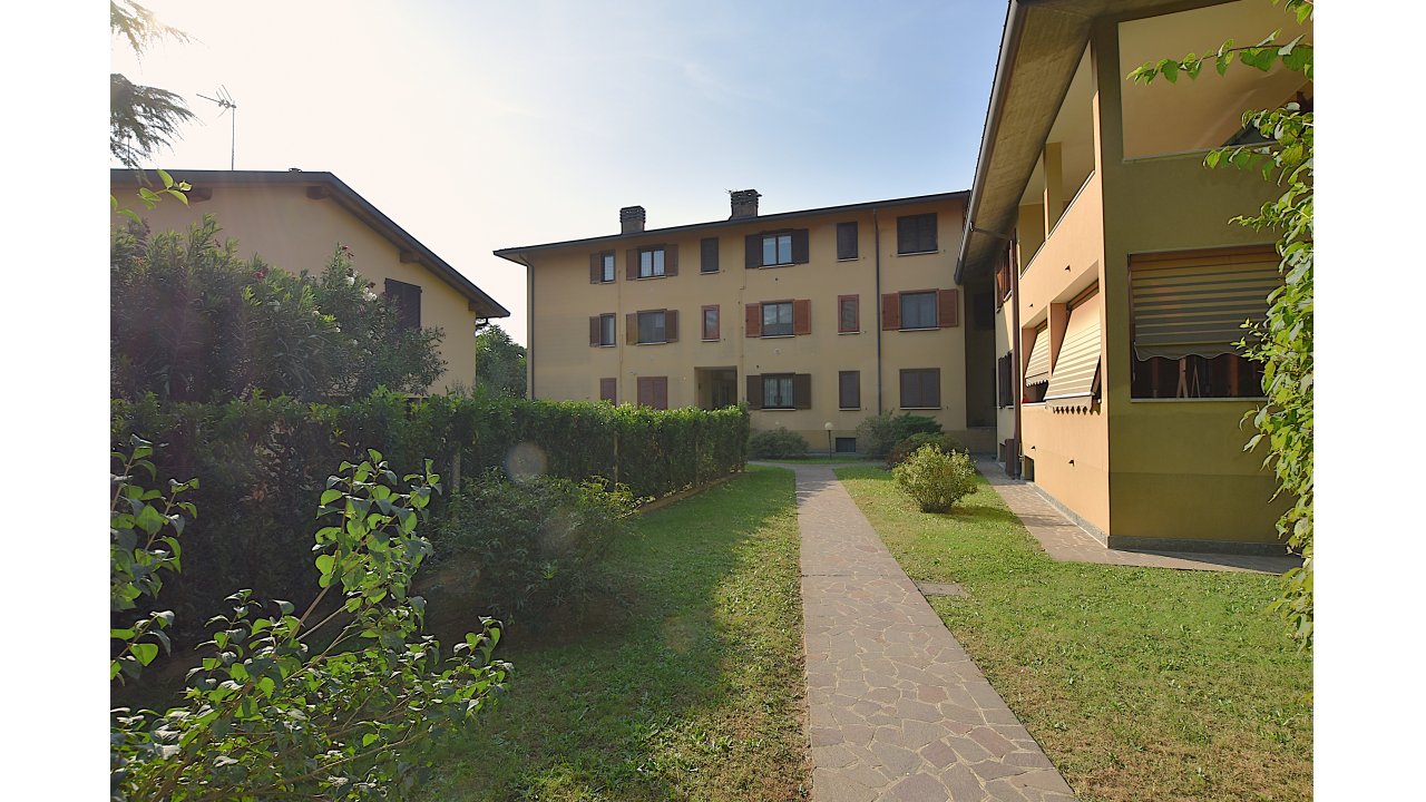 APPARTAMENTO TRE LOCALI